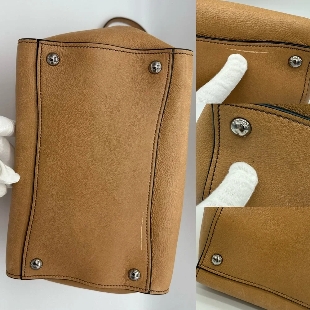 Authentic Prada light brown Calfskin leather tote - Picture 6 of 15